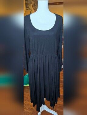 Torrid Black Long Sleeve Scoop Neck Midi Dress